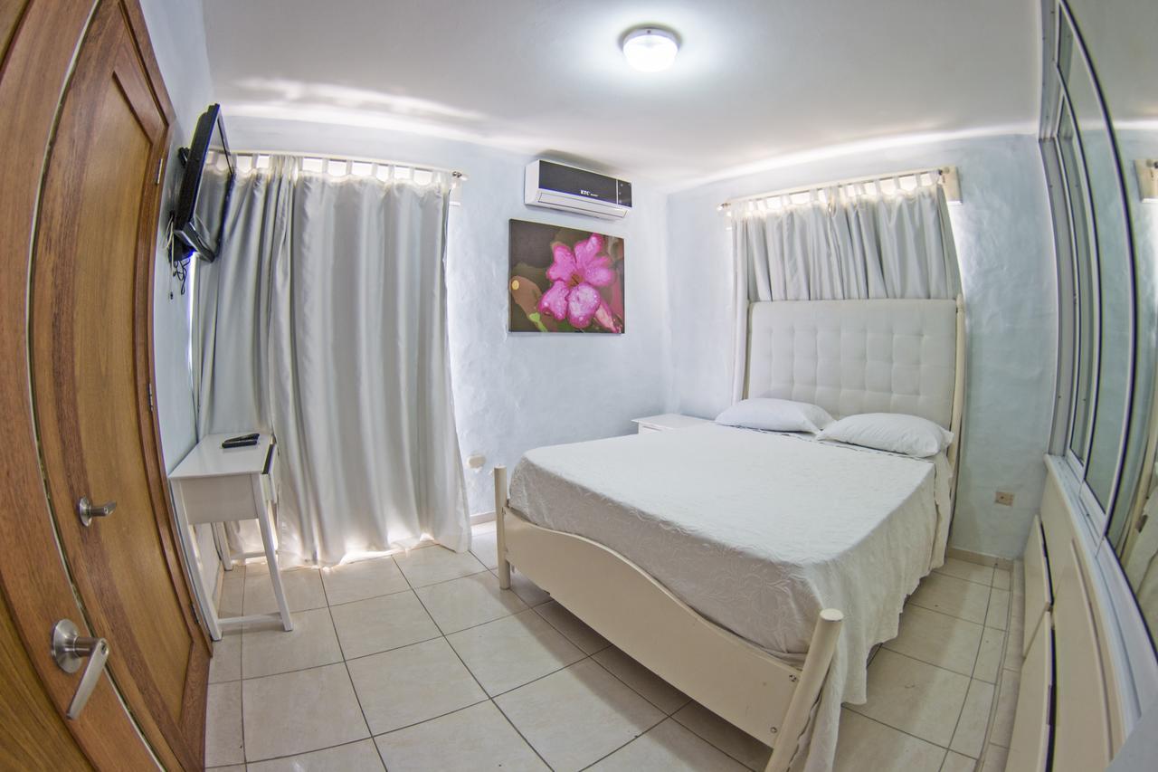 Hotel Las Margarita Сосуа Экстерьер фото